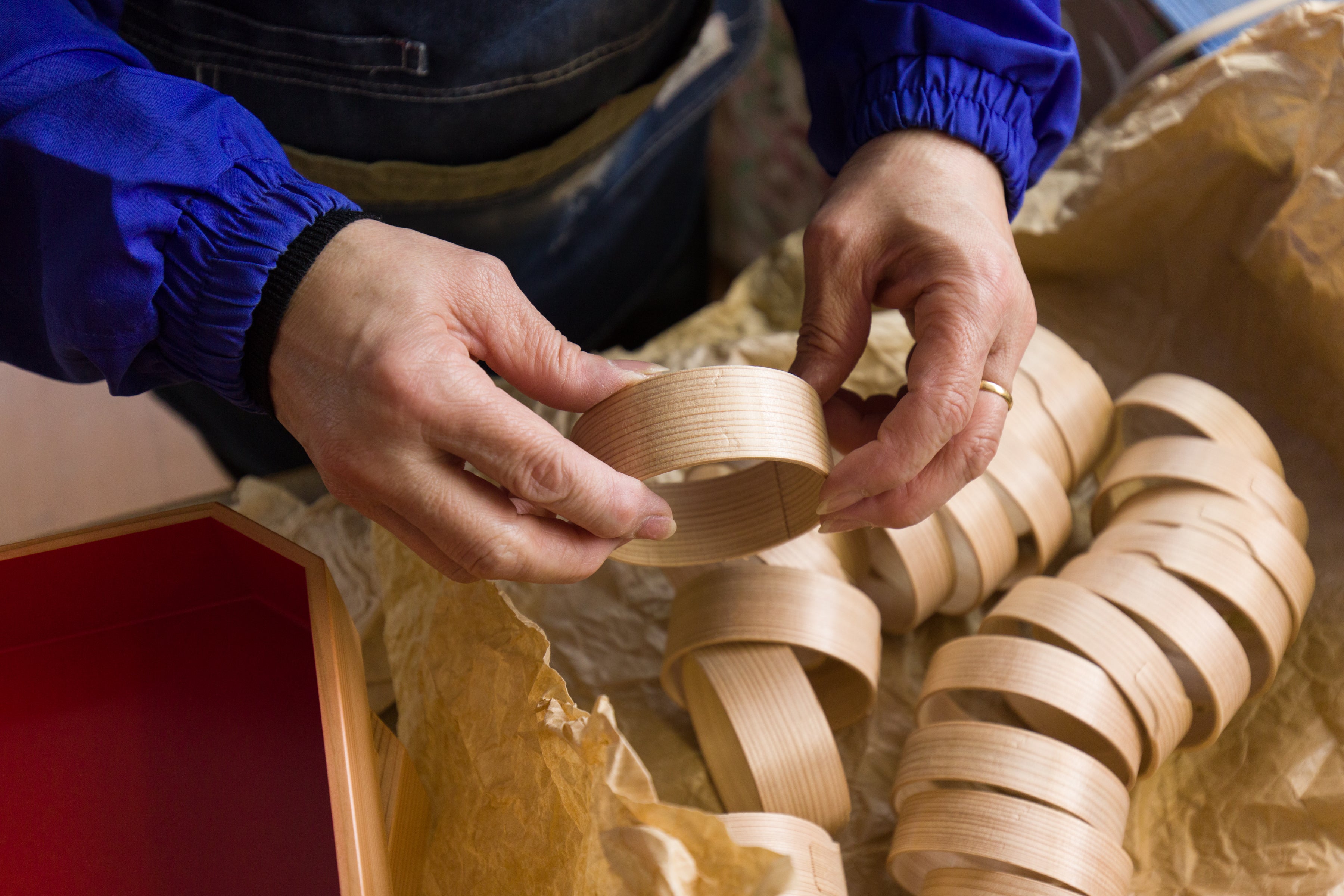 曲げわっぱの作り方とは?完成までの工程に迫る